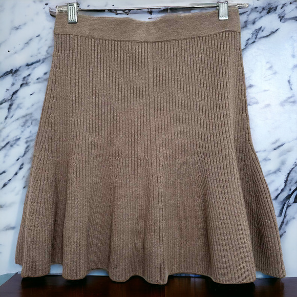 NWT - Tanya Taylor Jennie Rib-Knit Wool Skirt With Flared Hem in TPMEL Size: S - Picture 2 of 6